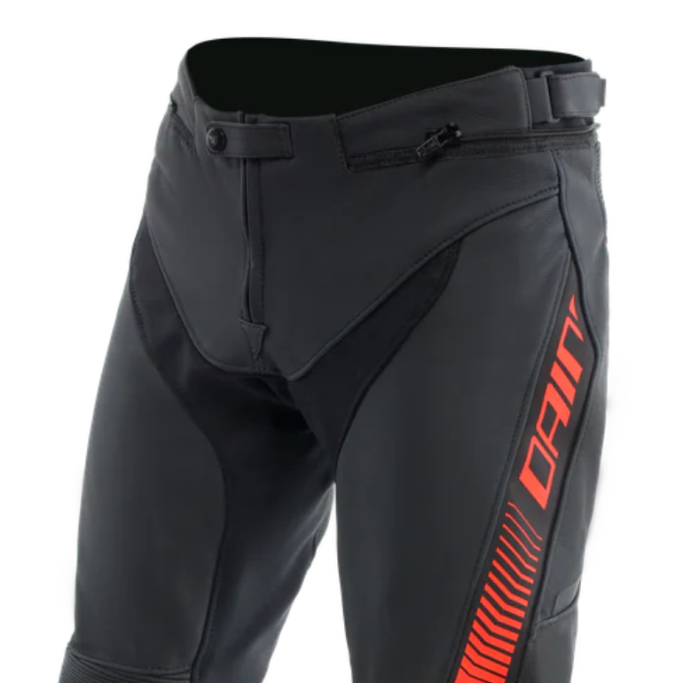 本物の質感をその手に『SUPER SPEED LEATHER PANTS』のご紹介